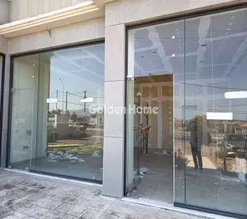 Store 70m<sup>2</sup> for rent photo 1