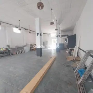 店铺 153m<sup>2</sup> for rent photo 3
