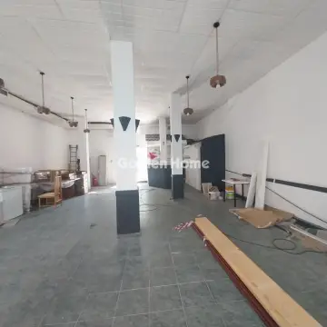 店铺 153m<sup>2</sup> for rent photo 4