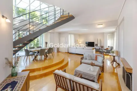 Independent Maisonette 326m<sup>2</sup> for sale photo 2