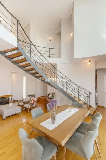 Independent Maisonette 326m<sup>2</sup> for sale photo 31