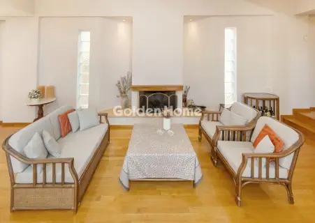 Independent Maisonette 326m<sup>2</sup> for sale photo 5