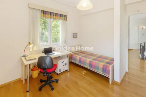 Independent Maisonette 326m<sup>2</sup> for sale photo 51