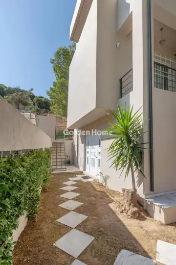 Independent Maisonette 326m<sup>2</sup> for sale photo 26