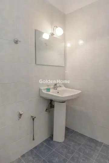 Independent Maisonette 326m<sup>2</sup> for sale photo 58