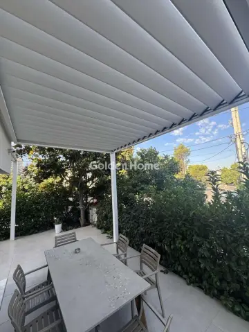 Independent Maisonette 307m<sup>2</sup> for sale photo 26