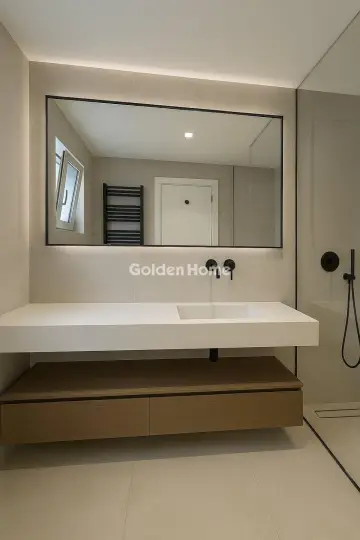 Independent Maisonette 307m<sup>2</sup> for sale photo 19