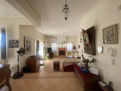 Floor Maisonette 166m<sup>2</sup> for rent photo 3