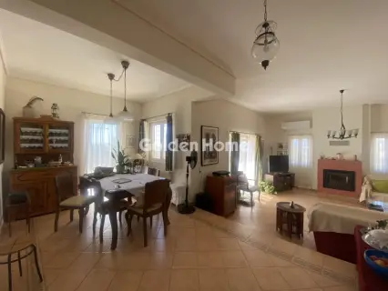 Floor Maisonette 166m<sup>2</sup> for rent photo 1