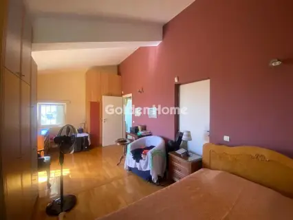 Floor Maisonette 166m<sup>2</sup> for rent photo 24