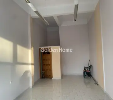 店铺 44m<sup>2</sup> for rent photo 1