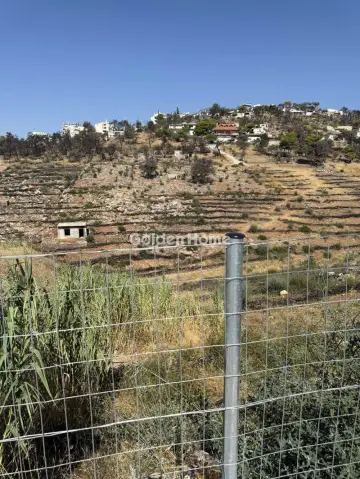 Residential 1208m<sup>2</sup> for sale photo 2