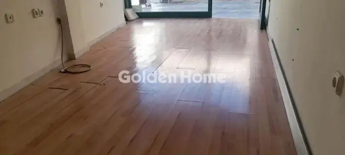 Store 17m<sup>2</sup> for rent photo 4