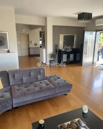 House 300m<sup>2</sup> for sale photo 3