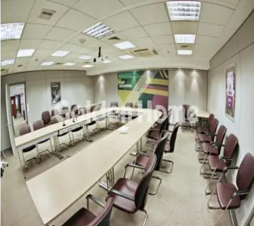 Office 889m<sup>2</sup> for rent photo 9