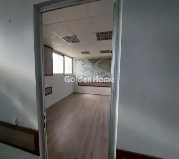 工业用 850m<sup>2</sup> for rent photo 2