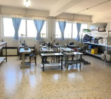 Industrial 260m<sup>2</sup> for rent photo 1