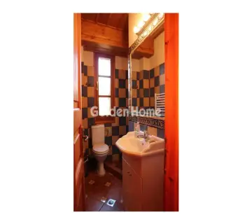 Independent Maisonette 162m<sup>2</sup> for sale photo 16