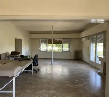 Office 120m<sup>2</sup> for rent photo 6