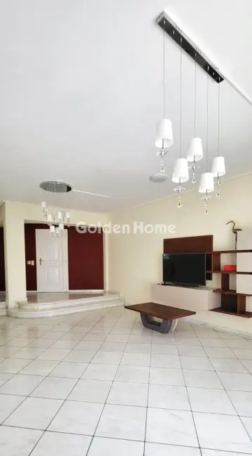 Independent Maisonette 271m<sup>2</sup> for rent photo 51