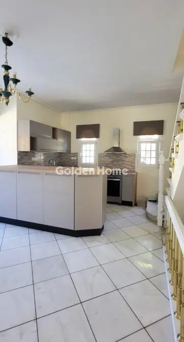 Independent Maisonette 271m<sup>2</sup> for rent photo 87