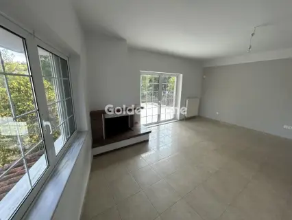 Floor Maisonette 170m<sup>2</sup> for rent photo 2