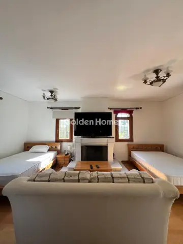 House 450m<sup>2</sup> for sale photo 30