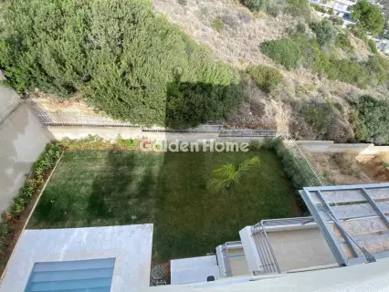 Independent Maisonette 221m<sup>2</sup> for sale photo 6