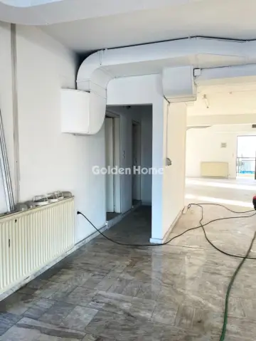 Office 333m<sup>2</sup> for rent photo 26