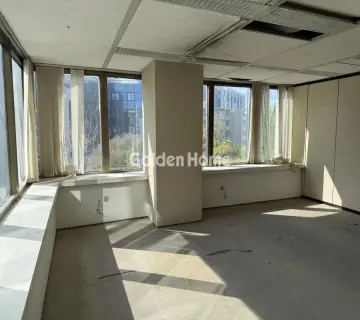 Office 100m<sup>2</sup> for rent photo 3