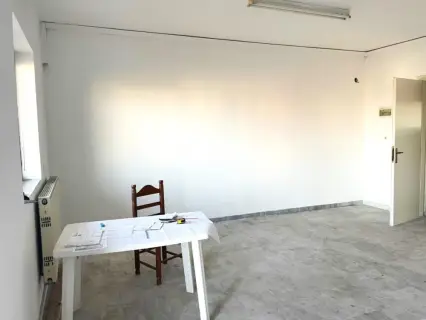 Office 105m<sup>2</sup> for rent photo 12