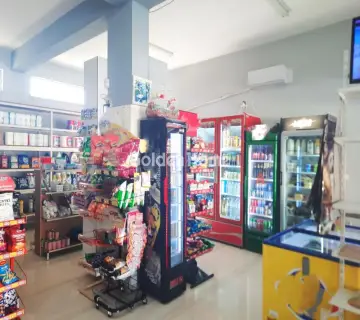 Store 80m<sup>2</sup> for rent photo 15