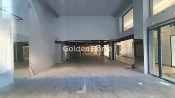 店铺 250m<sup>2</sup> for rent photo 1