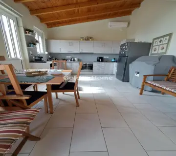 House 80m<sup>2</sup> for sale photo 2