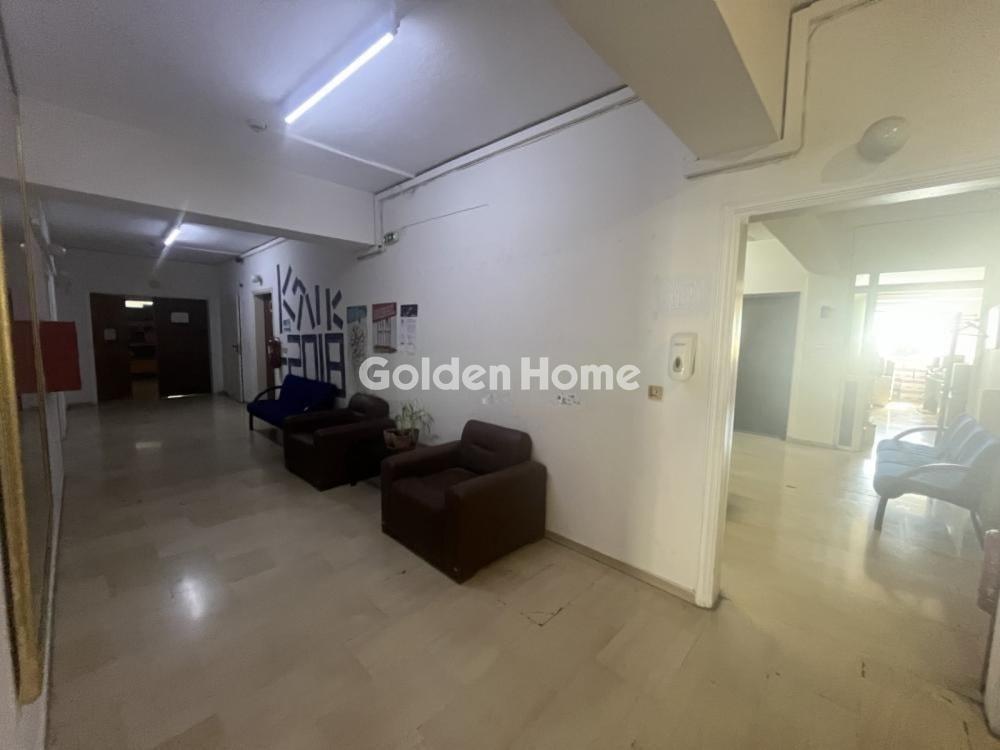 办公室 1400m<sup>2</sup> for sale display photo