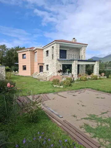 House 320m<sup>2</sup> for sale photo 11