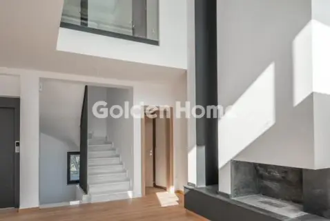 Independent Maisonette 300m<sup>2</sup> for sale photo 3