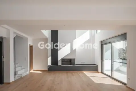 Independent Maisonette 300m<sup>2</sup> for sale photo 2