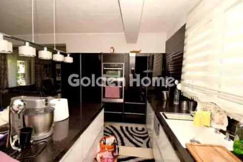 Independent Maisonette 127m<sup>2</sup> for sale photo 13