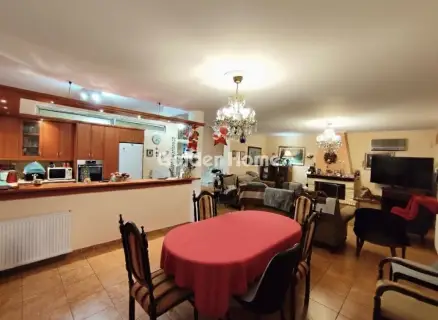 Independent Maisonette 470m<sup>2</sup> for sale photo 9