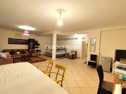 Independent Maisonette 470m<sup>2</sup> for sale photo 16