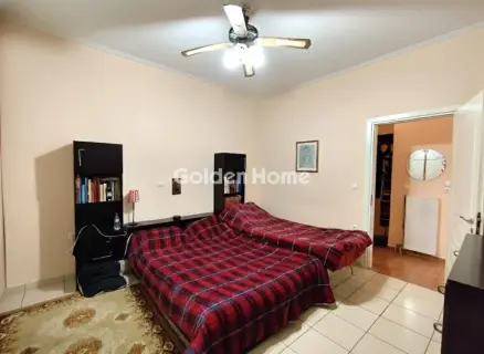 Independent Maisonette 470m<sup>2</sup> for sale photo 13