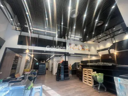 店铺 633m<sup>2</sup> for rent photo 4