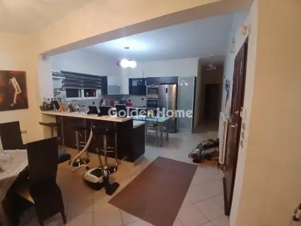 Floor Apartment 185m<sup>2</sup> for sale photo 2