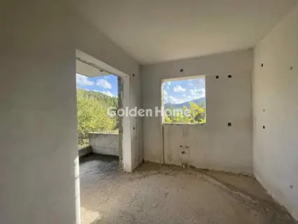 Maisonette Attached 275m<sup>2</sup> for sale photo 5116667