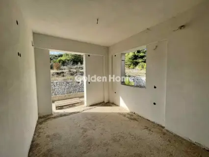 Maisonette Attached 275m<sup>2</sup> for sale photo 5116669