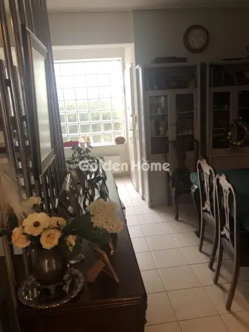 Maisonette Attached 200m<sup>2</sup> for sale photo 3