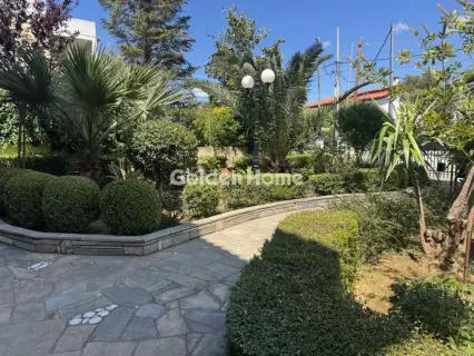 Floor Apartment 200m<sup>2</sup> for rent photo 25