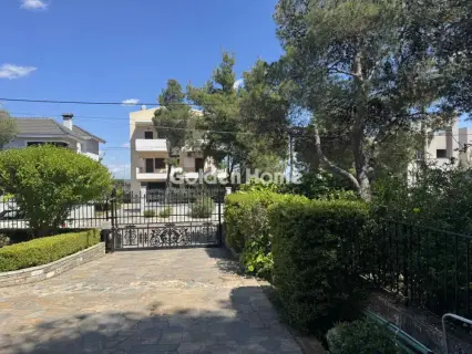 Floor Apartment 200m<sup>2</sup> for rent photo 24