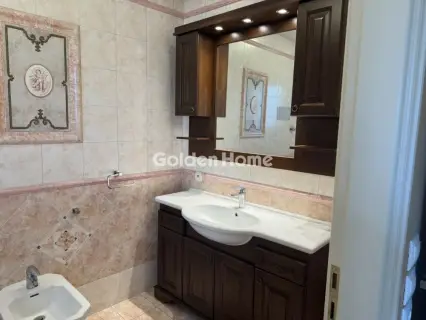 Floor Apartment 200m<sup>2</sup> for rent photo 15